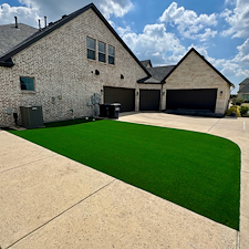 Driveway-Divider-Turf-Installation-in-Celina-Texas 3